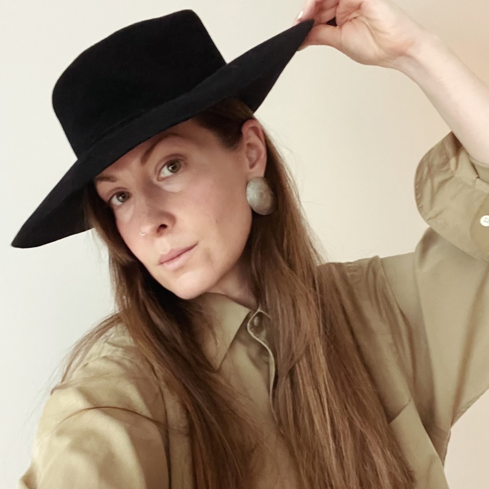 Clyde Black Hat